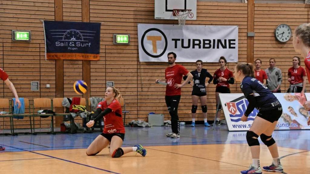 Volleyballerinnen haben Probleme mit der starken Defensive des SV Bad Laer und standen kurz vor dem Punktverlust.